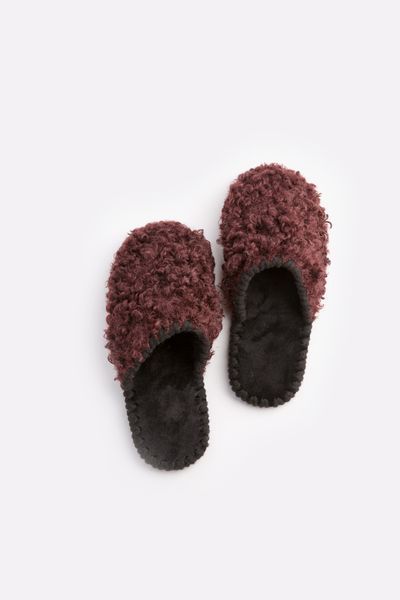 Домашние тапочки Family Кучерики закрытые Бордовые 36-37