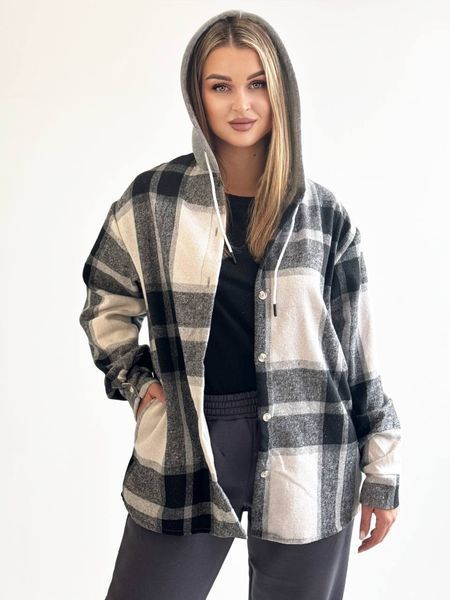 Сорочка в клітинку тепла жіноча з капюшоном oversize чорна 46-48