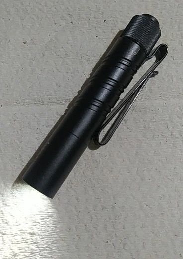Маленький фонарик Olight i3T 2 EOS