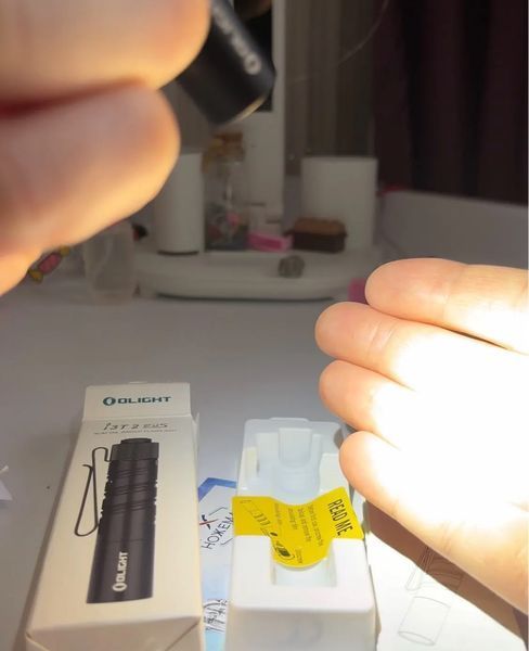 Маленький фонарик Olight i3T 2 EOS
